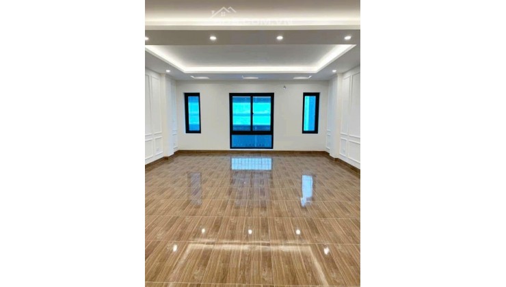 Bán nhà cạnh Vinhome Trần Duy Hưng. 66m2 8 tầng thang máy. Cách phố 10m. Kinh doanh văn phòng, spa.