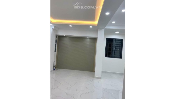 Cạnh Quận 1 30m2 Hoàng Diệu, Quận 4 Giá 4,3 tỷ Chính Chủ