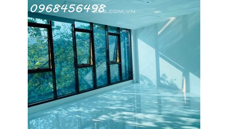 Bán Toà Nhà Văn Phòng Phố Nguyễn Phong Sắc, Cầu Giấy, 97m2, 7 Tầng, Mặt Tiền 5,5m Giá chỉ 18 tỷ