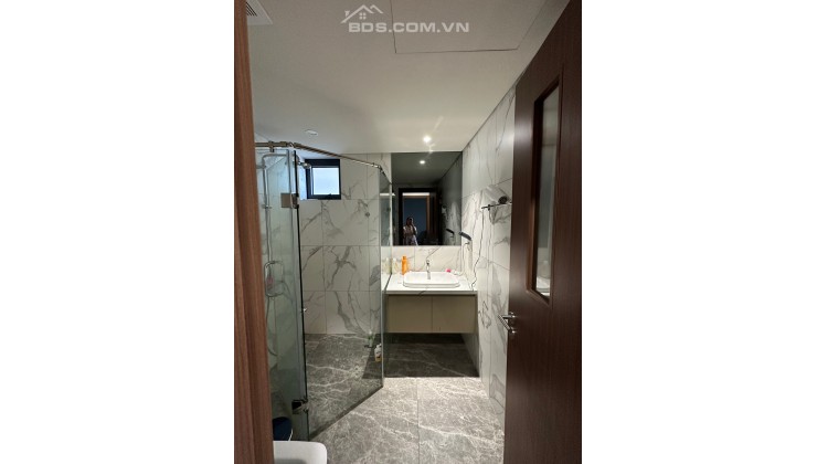 Cho Thuê Căn Hộ Chung Cư The Matrix One 87m2 - 2 Ngủ - 2 Wc - Giá 24tr - Có Đỗ Ô tô - Full đồ - LH : 0392569368