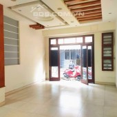 Bán nhà Nguyễn Hữu Thọ, ô tô vào nhà, 100m2 chỉ nhỉnh nhẹ 4 tỷ. 0905.880.363
