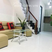 NHÀ ĐẸP 2 TẦNG, HẺM XINH SÁT MẶT TIỀN CMT8- HÀNG XÓM QUẬN 3,10  CHỈ 4 TỶ