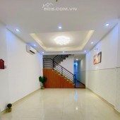 HẺM XE HƠI TRÁNH - VÀI BƯỚC RA MT PHAN HUY ÍCH, 4x16 - CHỈ NHỈNH 7 TỶ.