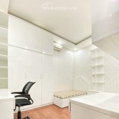 ĐỘC LẠ HÀ NỘI – NHÀ ĐẸP TRẦN BÌNH 50M x 6T, THANG MÁY, Ô TÔ 6.7 TỶ
-	Vị trí vàng Cầu Giấy, giáp Mỹ Đình, Phạm Văn Đồng, Xuân Thủy giao cắt Mai Dịch,