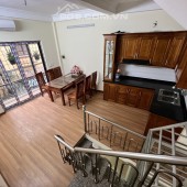 Bán nhà phố Láng Hạ - Đống Đa, 5 tầng, ngõ thông các phố, ô tô đỗ cửa, kinh doanh tốt.