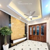 Nhà Thái Hà, lô góc thoáng sáng. Ba gác đỗ cửa 10 chân ra đến ô tô 46m 5,2 tỷ