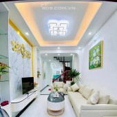 NHÀ ĐẸP VỀ Ở LUÔN  FULL NỘI THẤT - ĐƯỜNG THÔNG TỨ PHÍA - 10M Ô TÔ - 5 NGỦ RIÊNG BIỆT -  GẦN ĐẦM HỒNG LỘNG GIÓ
