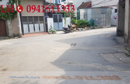 Bán đất Đại mỗ 38m, hàng Xóm Vin, oto vào,  gần Đại Lộ Thăng Long, trường học c2, c3