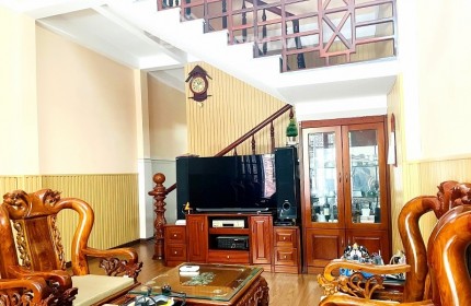 Bán nhà Trưng Nhị ô tô đỗ, 2 tầng kiên cố 3PN, 90m2 chỉ 4.x tỷ. 0905.880.363