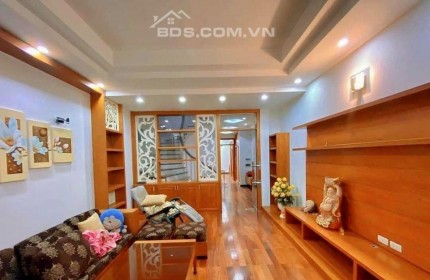 Phân lô ô tô nội thất VIP cách phố THÁI HÀ, DT32m x 5t, MT4m, chỉ Nhỉnh 8 tỷ