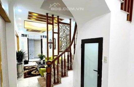HIẾM – 5 TẦNG MỚI – NGÕ THÔNG TỨ TUNG –NGUYỄN AN NINH  38M  4,5 TỶ