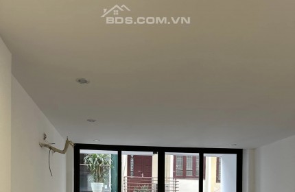 55m 7 Tầng Thang Máy Ô Tô Tránh Phố Láng Hạ. Tòa Văn Phòng Nở Hậu Chủ Thiện Chí Bán.