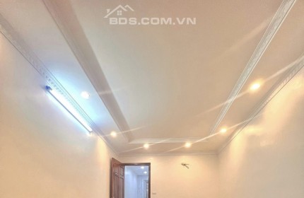 Bán nhà 42m2 Mặt phố Thụy Khuê, Tây Hồ Gara 2 Ô tô Mặt tiền đẹp Kinh doanh đỉnh cao 11.6 Tỷ