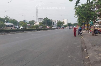 Bán Đất tặng Nhà p, Hiệp Thành, Q.12- 121m2(5.3x23)- Chỉ 3 tỷ- Nở Hậu