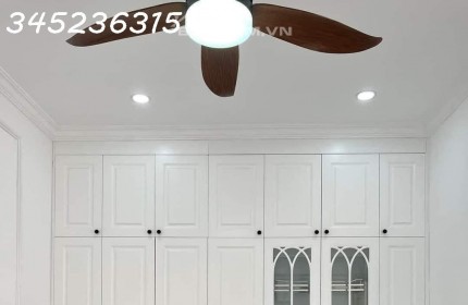 Cần bán nhà 3 tầng 40m2, ô tô đỗ cửa, Ngũ Hiệp Thanh Trì, Giá 2.8 tỷ
