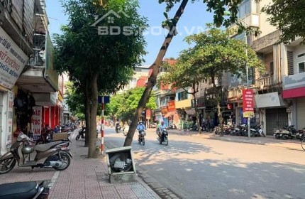 bán đất tặng nhà cũ 2 tầng mặt phố Ngọc Lâm-Long Biên 80m, vỉa hè 7m,kinh doanh đắc địa