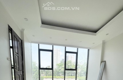 Bán Nhà Mặt Đường Bưởi , Ba Đình - 40M - MT : 6,9m - Kinh Doanh Đỉnh - Sổ A4 - 9,5 Tỷ.