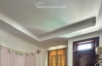 Nguyễn Phúc Chu 75 m2 5 lầu 7 x 11 11 tỷ Phường 15 Tân Bình