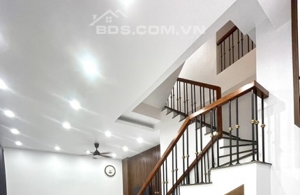 BÁN NHÀ PHỐ NGUYỄN NHƯ ĐỔ TRUNG T M ĐỐNG ĐA 4M5 X 40M2 LÔ GÓC 3 THOÁNG GIÁ 7.3 TỶ