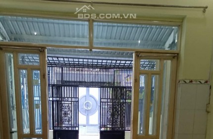 Bán Gấp Nhà 40m2 Hoàng Diệu 2,Thủ Đức,xe hơi tấn cửa,SHR công nhận đủ chỉ 2.2 tỷ