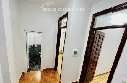 Xách Va Ly Vào Ở Ngay Phố Vọng 30m - 5 Tầng  -  MT 3.5m - Gía 3.5 Tỷ