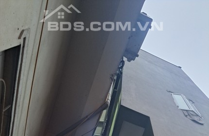 Bán nhà Hồng Mai, Dt sd 14m, nhà 5 tầng, giá 1 tỷ.