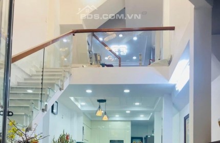 Bán Nhà HXH Quang Trung Gò Vấp, 5 Tấm, 40m2, Nhĩnh 4.5 Tỷ TL