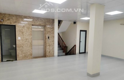 Văn phòng 110m2 giá 9.9 triệu tại Tô Vĩnh Diện, HN (chính chủ)