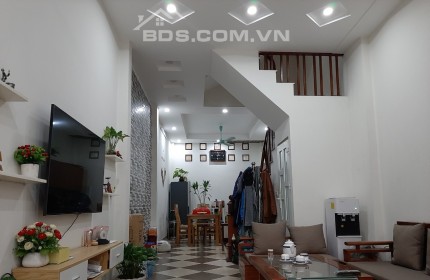 CHỦ MÓT BÁN NHÀ MỸ ĐÌNH 45.5m2 ÔTÔ ĐỖ CỬA - NỞ HẬU - DÂN XÂY CHẮC CHẮN