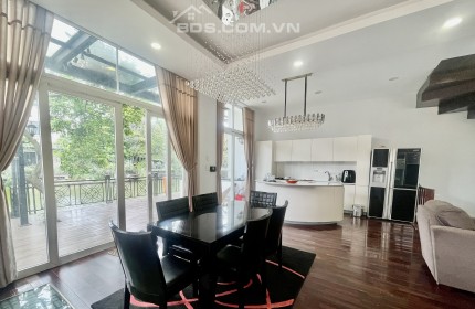 Cho thuê biệt thự đơn lập Vinhomes Riverside, hoàn thiện nội thất sang trọng!