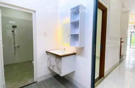 Bán Gấp Nhà 60m2 HXH Đặng Văn Bi,Thủ Đức,xe hơi nhảy hiphop SHR chỉ 3.x tỷ