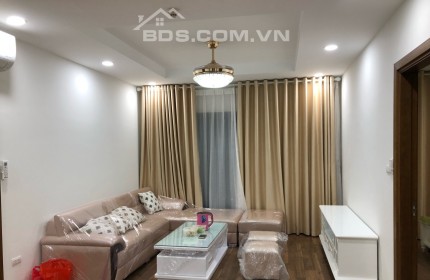 Cho thuê căn hộ 3 phòng ngủ 110m2 tòa R4 Goldmark City, Full đồ 17 triệu/tháng