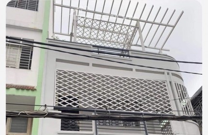 Nhà chính chủ gửi ngay Nguyễn Văn Công-Nguyễn Kiệm, 4 x 15m xe hơi thông giá 5,x tỷ