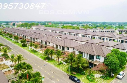 Bán Biệt Thự đẹp trong khu đô thị  an ninh liền kề Chợ Mới Bàu Bàng Diện Tích 340m2 Sổ Hồng Công Chứng Ngay