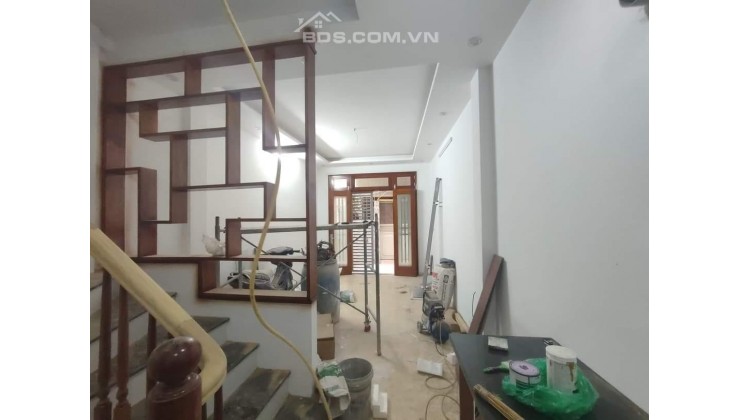 Bán nhà Ngõ 1 Bùi Xương Trạch 30m2, 5T nhỉnh 3 tỷ ngõ 3 gác 50m ra ô tô