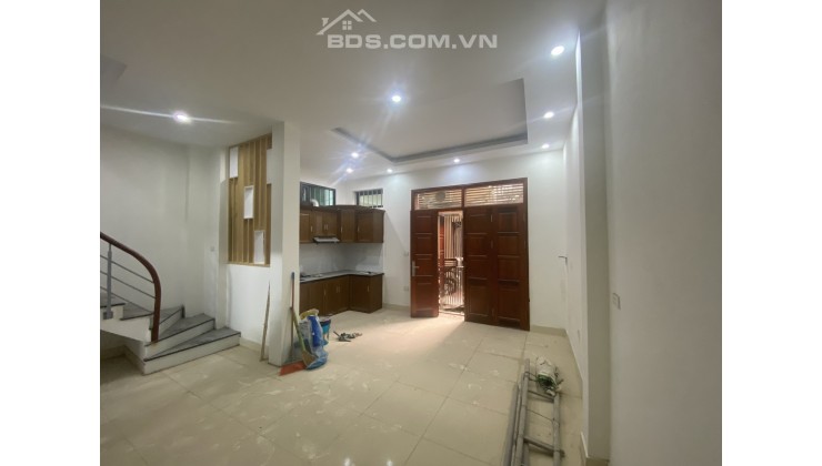 Bán GẤP : nhà Minh Khai , 48m2x5T , 4,1 tỷ, ở ngay , cách ngõ ô tải 30m , vỉa hè rộng