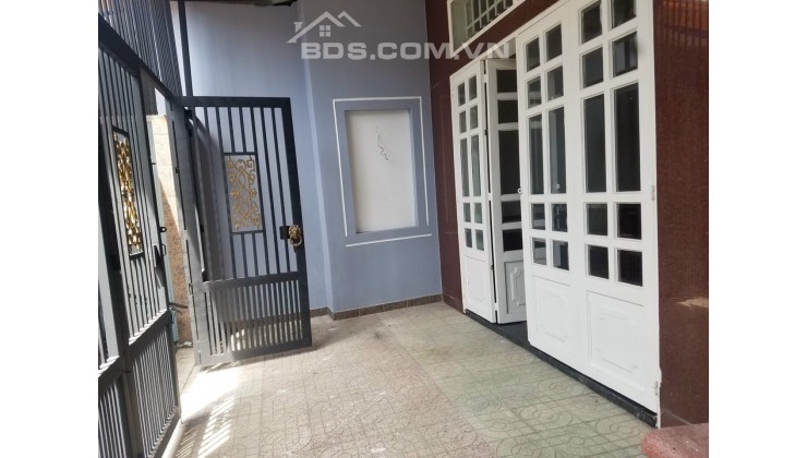 Bán Gấp căn nhà Phan Văn Hớn Bà Điểm hóc môn - 108m2 = 36tr/m2