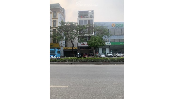 Nhà mặt phố Nguyễn Văn Cừ-Long Biên 91m x 4tầng, vỉa hè 8m, nở hậu, full thổ cư