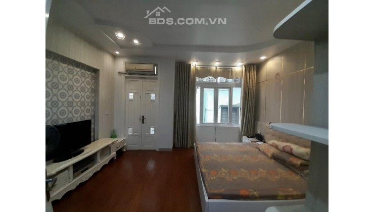 Bán nhà Hoàng Cầu, Đống Đa, ô tô tránh, 48/50m2,5t,mt5m, nhỉnh 12tỷ, 0917420066