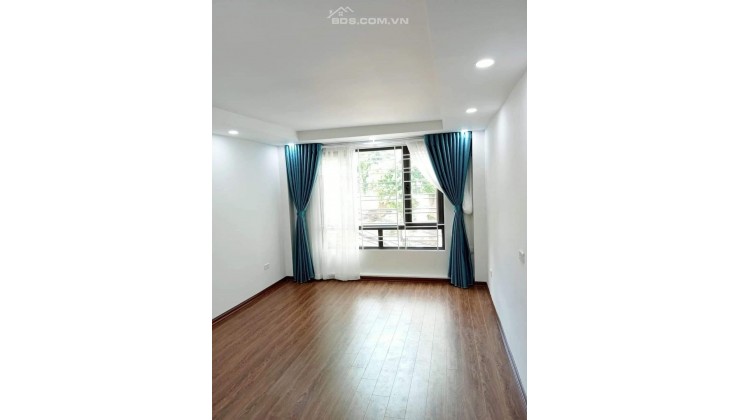 SIÊU HOT BAY NHANH , LÔ GÓC DẠNG CCMN, QUAN NHÂN, 5 TẦNG, 40 M2, NHỈNH 3 TỶ ,