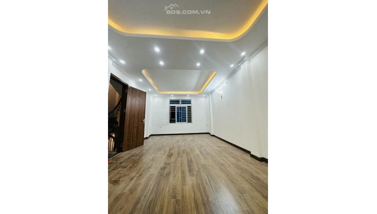 Bán Gấp nhà Tôn Đức Thắng - Hàng Bột, Dt 40m x 5t, Mt: 6m, Giá 5 tỷ 4.