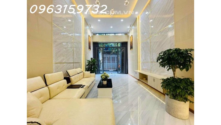 SIÊU SÔC!!!BÁN NHÀ GIÁP NHẤT THANH XUÂN NGAY ROYAL NGÃ TƯ SỞ , Ô TÔ ĐỖ CỬA 65M2 5 TẦNG NHỈNH 5 TỶ