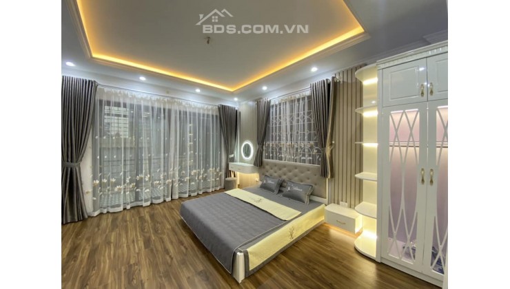 Bán gấp ! Tứ Hiệp - Thanh Trì 40m2, nhà đẹp, ngõ rộng, oto đỗ cổng 3,1 tỷ