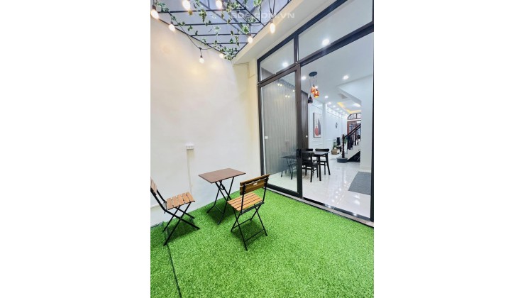 Bán Nhà Giảng võ - Q. Ba Đình, Dt 56m x 4t, Mt 3.7m, Giá 5.2 tỷ, Rẻ Nhất khu vực.
