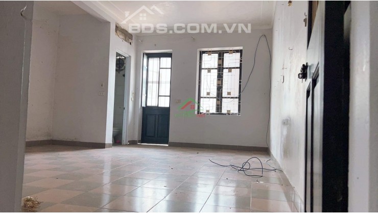 Bán nhà ngõ Hòa Bình, Minh Khai, HBT 75m, MT 4.5m, ô tô, KD giá 10.5 tỷ. LH: 0366051369