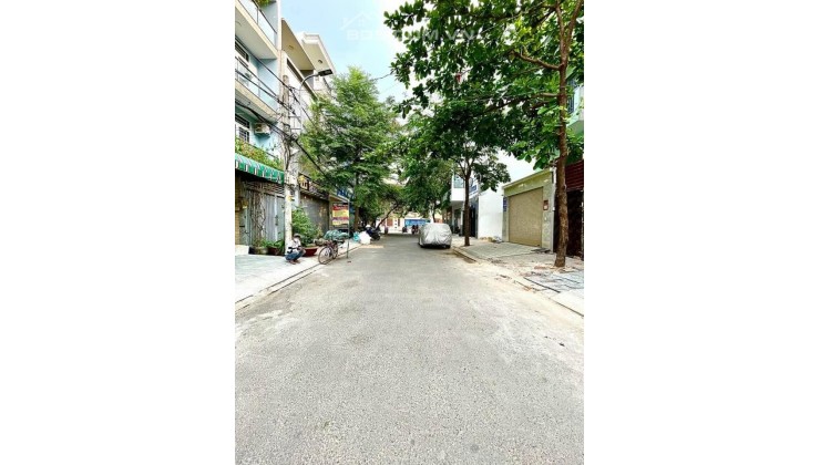 Nhà 4 tầng Phạm Văn Chiêu, Gò Vấp, DTXD 255m2, đường rộng 12m, giá 10.7 tỷ
