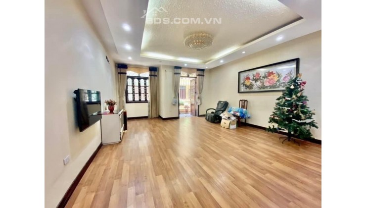 CẦN BÁN BIỆT THỰ BẮC LINH ĐÀM, MẶT ĐƯỜNG RỘNG 20M, NGAY NGÃ TƯ, 230M2 GIÁ RẺ NHẤT HIỆN TẠI CHỈ HƠN 3X TỶ