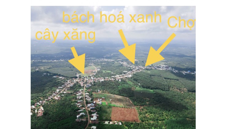 Đất sát chợ , dân ở kín xung quanh mà giá lại quá bèo nhèo ! lúc mua 450tr giờ còn 5 lô liền kề bán rẻ cho ai mua đầu tư giá chỉ 335tr/ lô