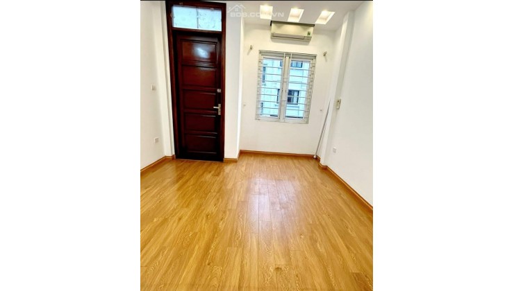 Chính Chủ Bán Nhà Nam Từ Liêm, Nhà Đẹp, Giá Rẻ, Ở Luôn, 15M Ô Tô. 64m2, 4T, 7.8 Tỷ