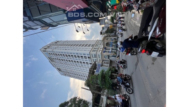 Bán nhà mặt phố Thái Hà, 2 mặt tiền rộng , 90m2, 5 tầng, giá 38 tỷ
